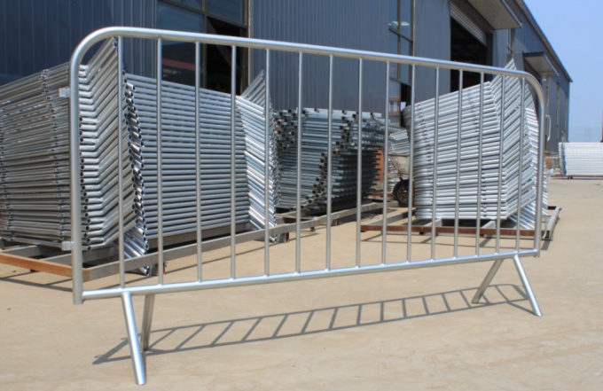 metal crowd control barriers 3