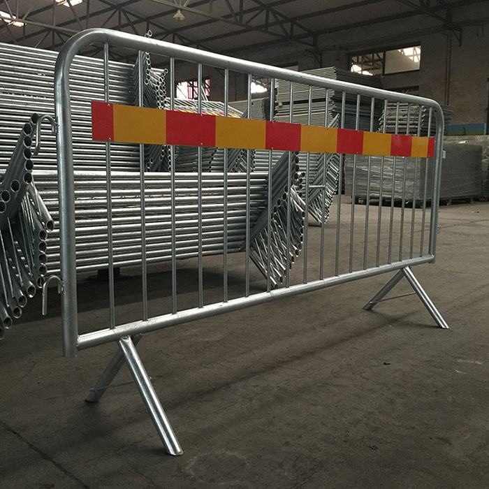Pedestrian Crown Control Barriers Fixed Foot construction sites barricade and road works barrier