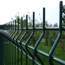 V Mesh Fencing