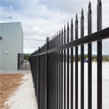diplomat fence
