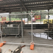 Construction temporary fence