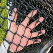 Heavy-duty chain link fence