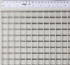 Stainless steel welded wire mesh