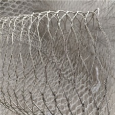 Stainless steel rope mesh fence